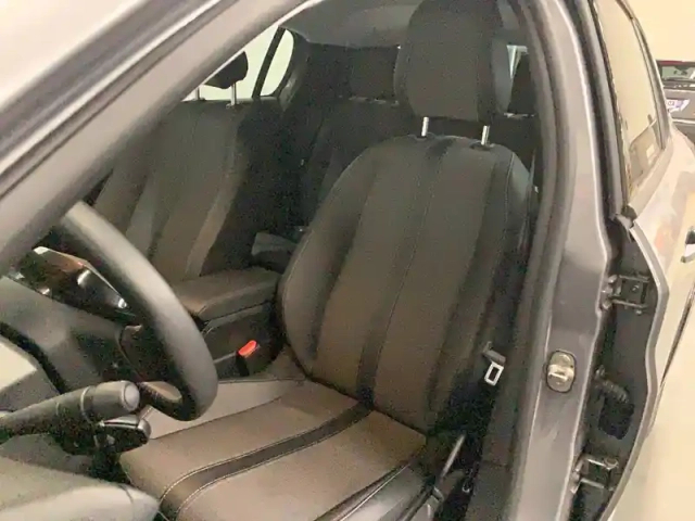 Peugeot 208 electrique 50 kwh 136ch — photo 60