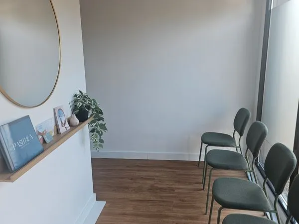 Bureau 14 m2 Meyzieu Gare
