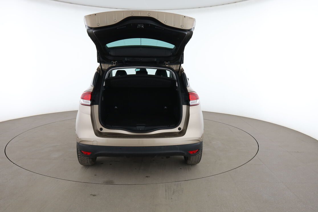 Renault Scenic 1.3 TCe Intens EDC — photo 15