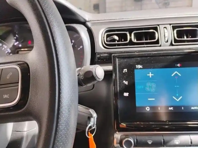 Citroën C3 puretech 110 ch eat6 max — photo 18