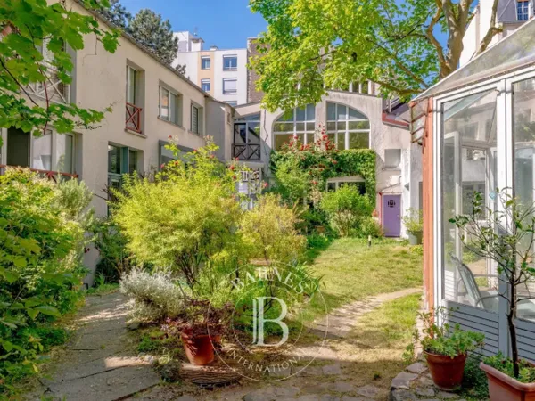 Paris 13e - Saint Marcel- Maison familiale avec terrasse sur jar