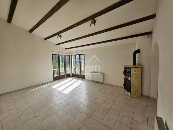 Maison T4 avec dépendance