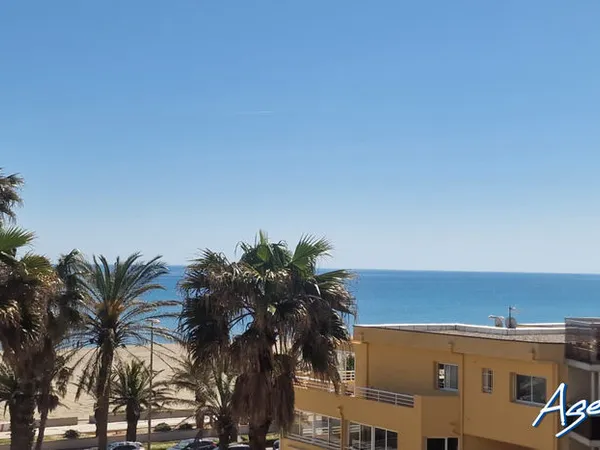 Studio avec balcon vue mer