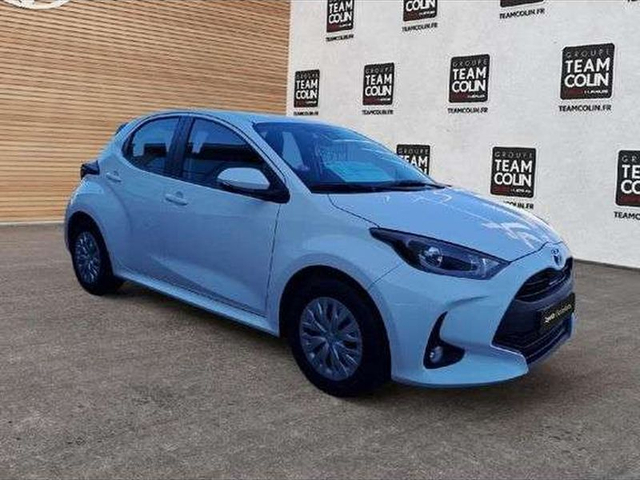 Toyota YARIS Toyota Yaris 116h Dynamic Business 5p + Programme Beyond Zero Academy MY22