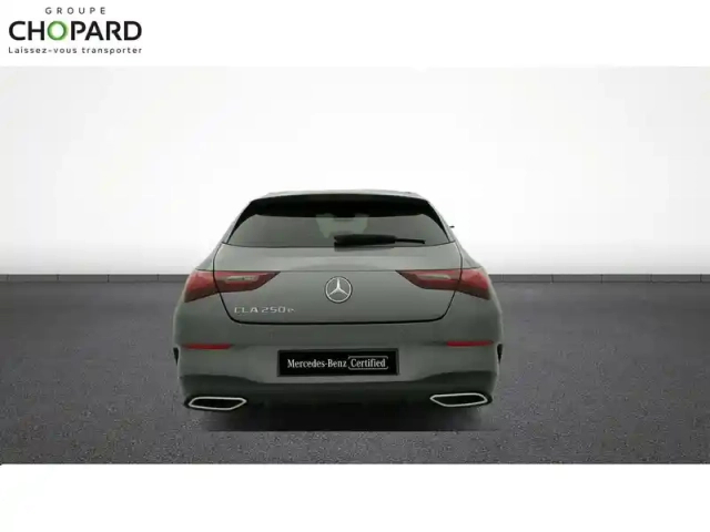 Mercedes Cla shooting brake 250 e hybrid eq 8g-dct — photo 7