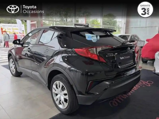 Toyota C-Hr 1.2 turbo 116ch distinctive 2wd — photo 2