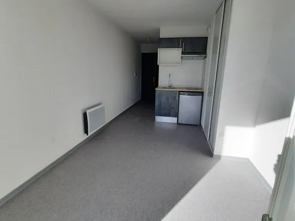 Studio 1 pièce 18 m²