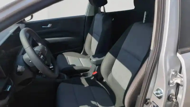 Kia Stonic 1.0 t-gdi 100 ch dct7 — photo 56
