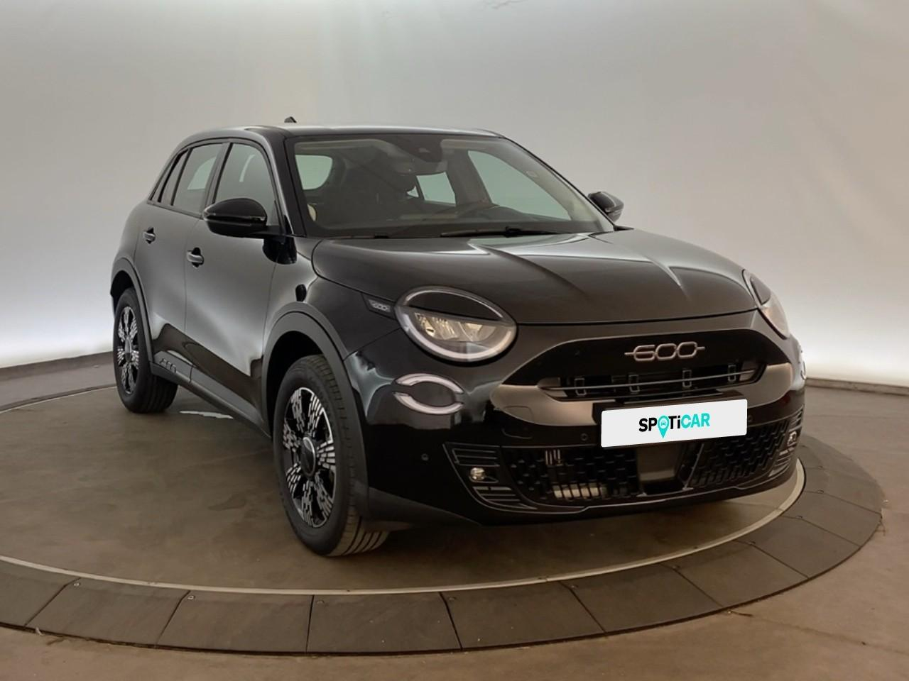 Fiat 600 t-gen 3 1.2 hybrid 145ch edct6 pop — photo 3