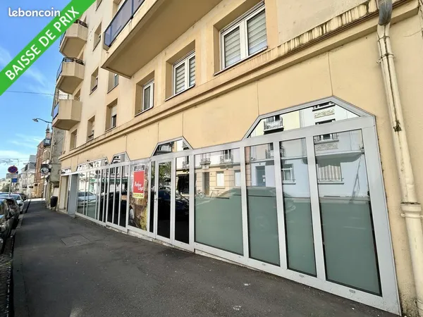 Local commercial 232 m²