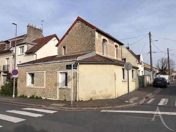 Immeuble 128 m²