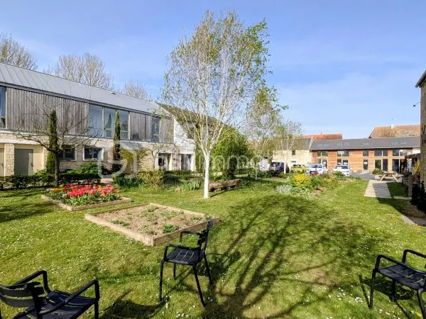 Maison 24 pièces 670 m²