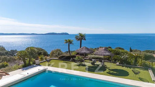Villa 9 pièces 300 m²