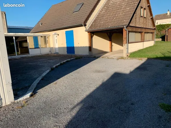 Location maison d'habitation et atelier d'activité