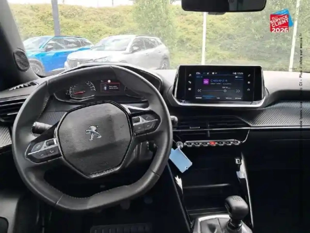 Peugeot 2008 1.2 puretech 100ch s&amp;s style — photo 15
