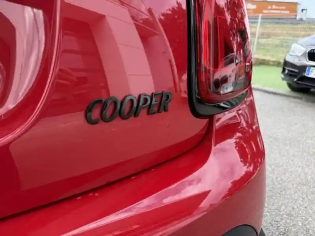 Mini Mini 5 portes cooper 136ch edition premium plus bva7 — photo 8