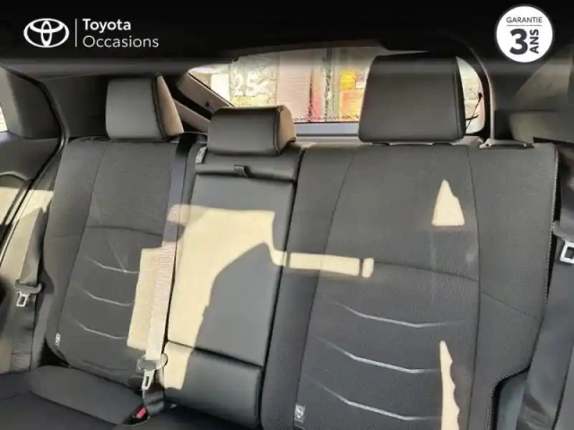 Toyota C-Hr + 224ch 77kwh design grande autonomie — photo 12