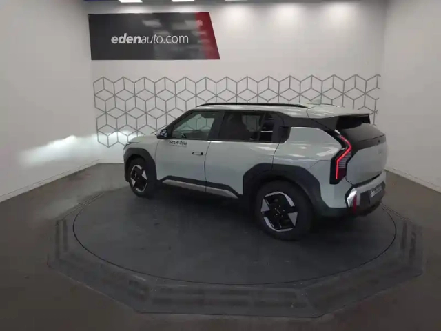 Kia Ev3 58.3 kwh 204 ch — photo 3
