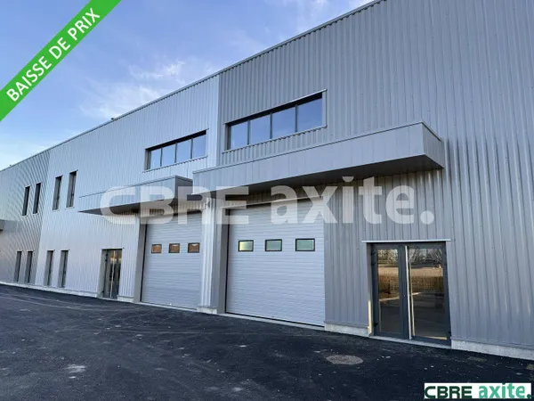 Local d'activité 805 m²