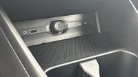 Mg Mg3 1.5 Hybrid+ 195ch Comfort — photo 16