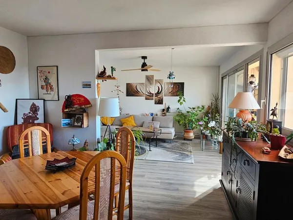 Appartement T5 lumineux de 92.16 m² avec vue panoramique