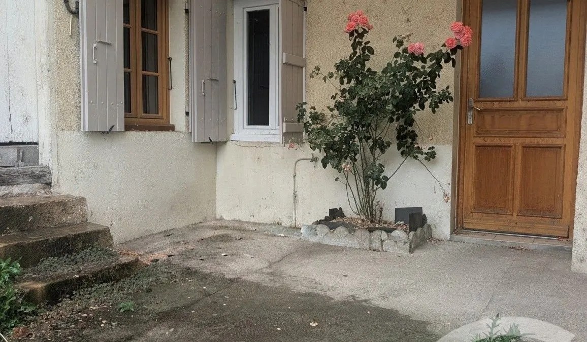 Photo 2