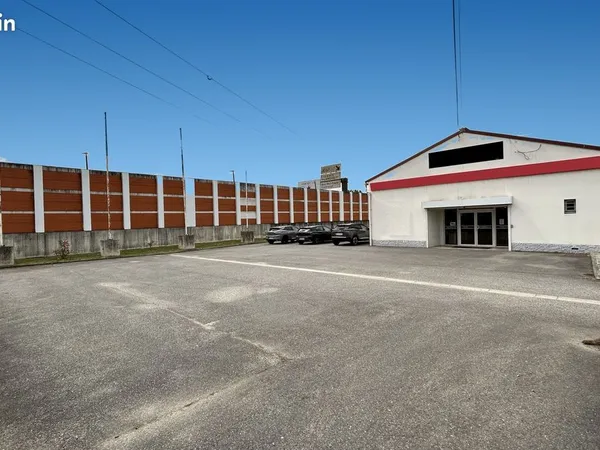 Local d'activité 1000 m² + terrain 4000 m² - Portet-sur-Garonne