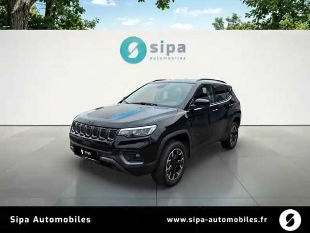 Jeep Compass 1.3 phev t4 240 ch 4xe eawd — photo 1