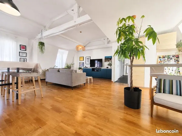 Appartement 6 pièces 130 m²