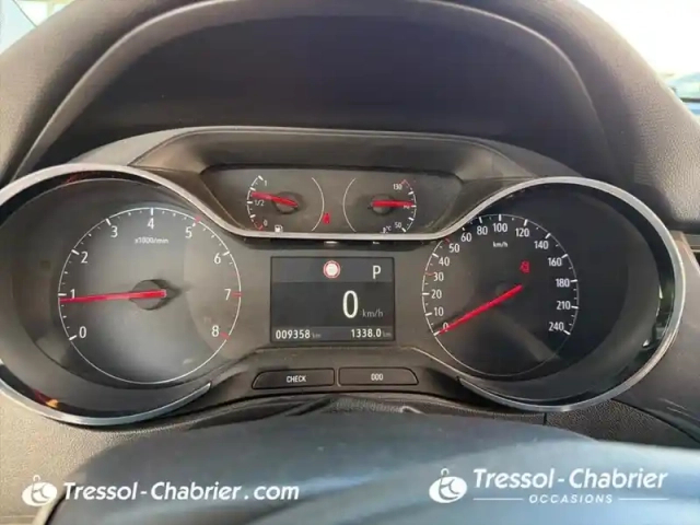 Opel Crossland 1.2 turbo 130 ch bva6 elegance business — photo 21
