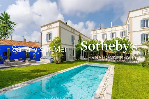 Maison 15 pièces 650 m²