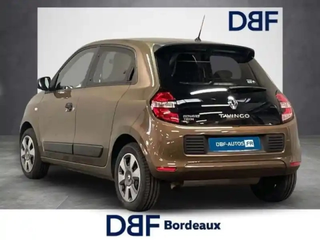 Renault Twingo iii 0.9 tce 90 energy zen — photo 3