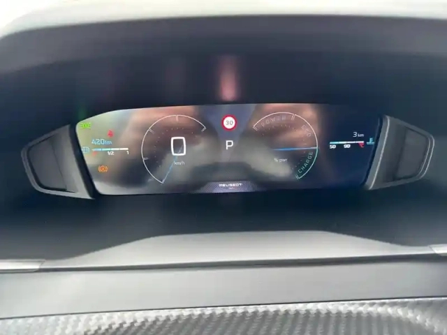 Peugeot 208 hybrid 110 e-dcs6 — photo 30