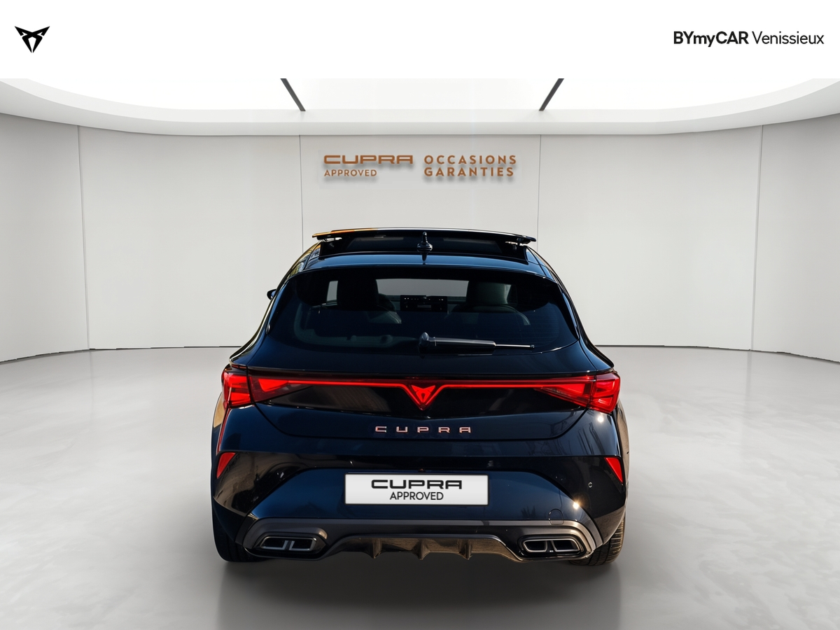 Cupra Leon 1.5 eTSI Hybrid 150 ch DSG7 — photo 4