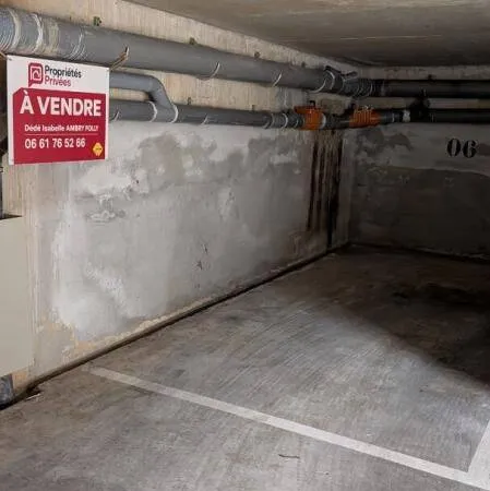 Parking 8 m²