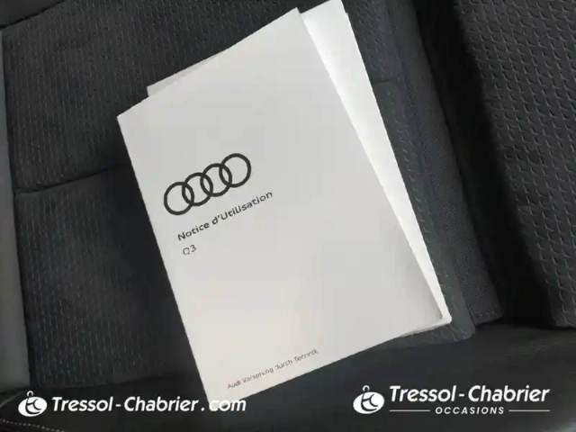 Audi Q3 sportback 35 tfsi 150 ch s tronic 7 s line — photo 16