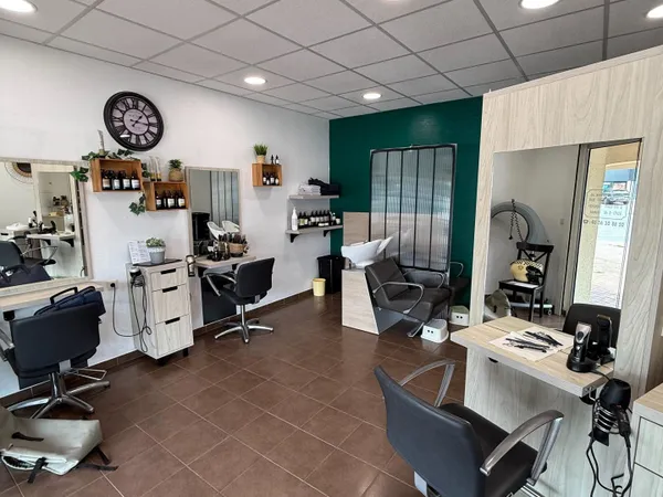 Fonds de commerce salon de coiffure, à saisir !