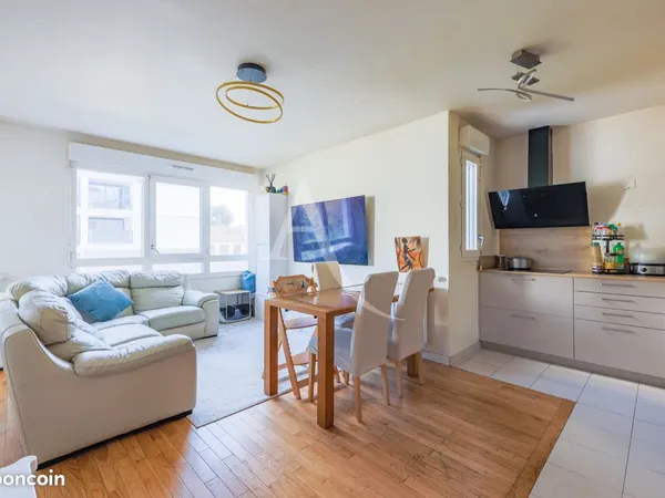 Appartement 4 pièces 79 m²