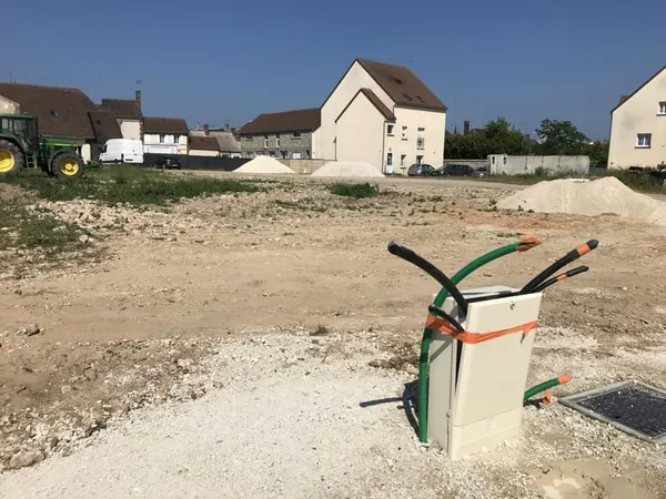 Terrain à bâtir de 362 m² à CHATEAUNEUF-EN-THYMERAIS (28)