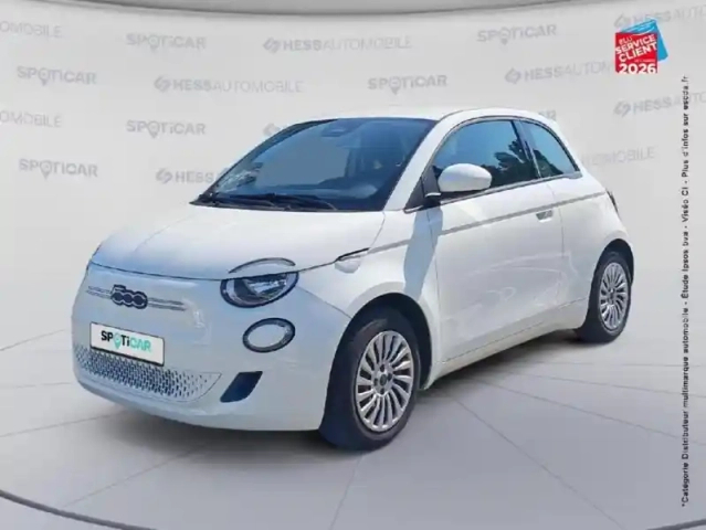 Fiat 500 e 95ch action