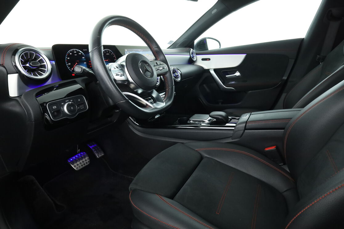 Mercedes-Benz CLA 250 e AMG Line 8G-DCT — photo 10