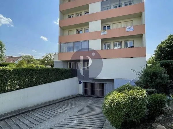Garage et parking Location Chevilly-Larue 95€