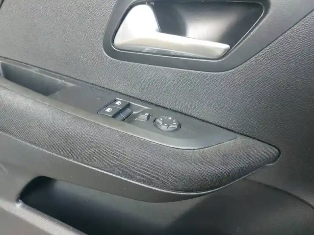 Peugeot 208 electrique 50 kwh 136ch — photo 19
