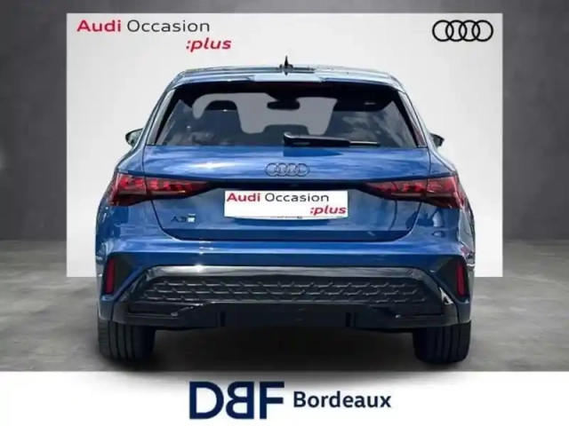 Audi A3 tfsi e hybride rechargeable 204 s tronic 6 s line — photo 4