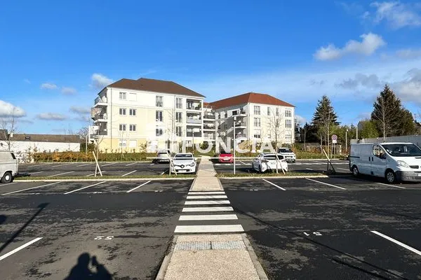 Stationnement Location Claye-Souilly   59€