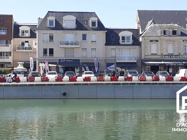 COURSEULLES/MER PORT
