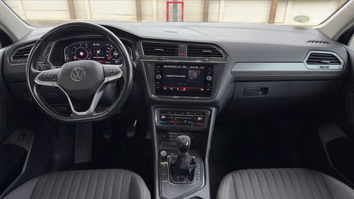 Volkswagen Tiguan ALLSPACE 2.0 TDI 150 - Life Business – 2022 – 198154 km – Diesel – Boîte Manuelle — photo 32