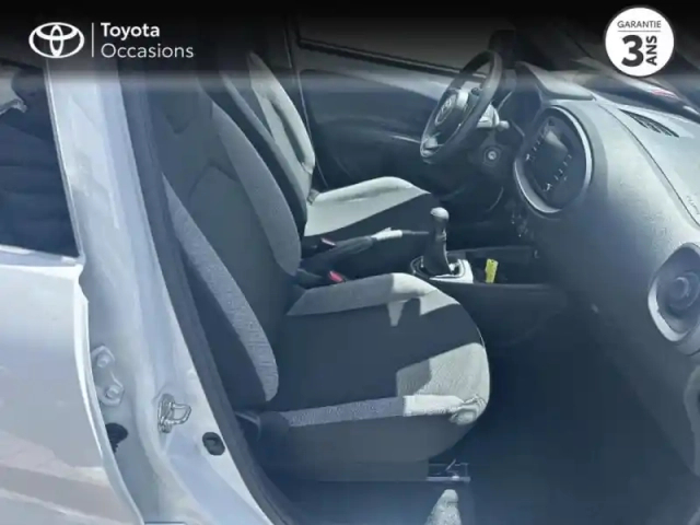 Toyota Aygo X 1.0 vvt-i 72ch active business my23 — photo 6