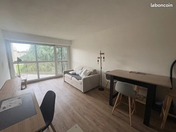 Studio 1 pièce 26 m²