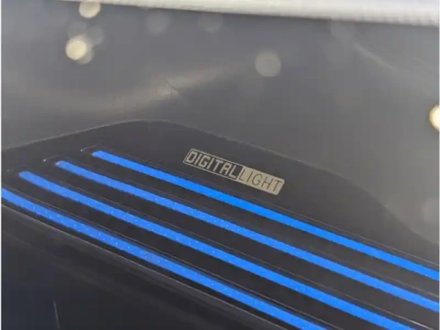 Mercedes Cle 300 e hybrid — photo 20